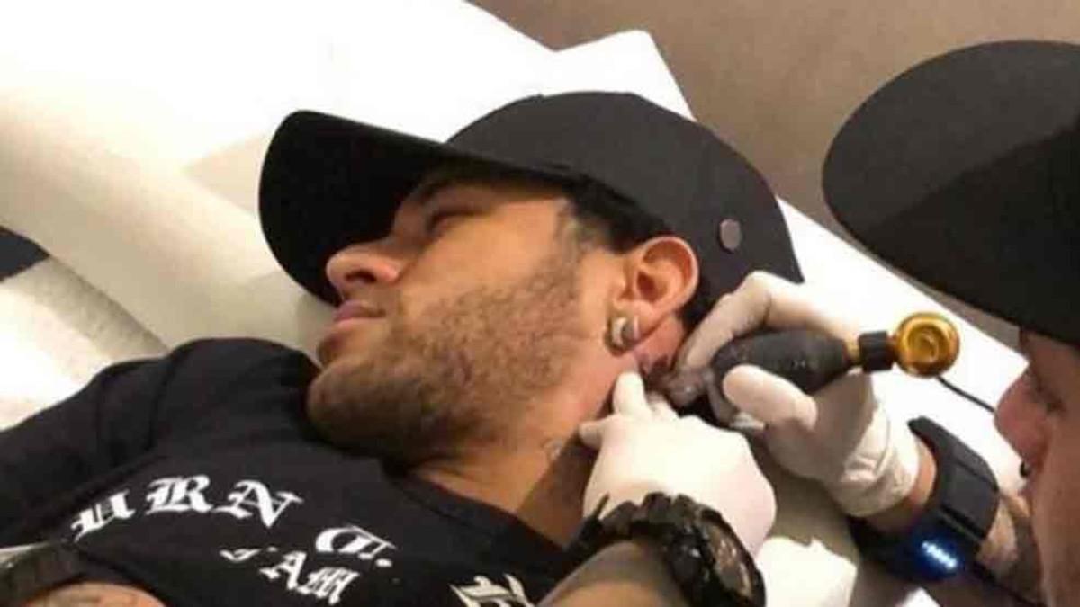 Neymar Se Regala Un Nuevo Tatuaje