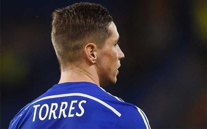 Torres vestirá la camiseta rossonera las dos próximas temporadas Torres vestirá la camiseta rossonera las dos próximas temporadas