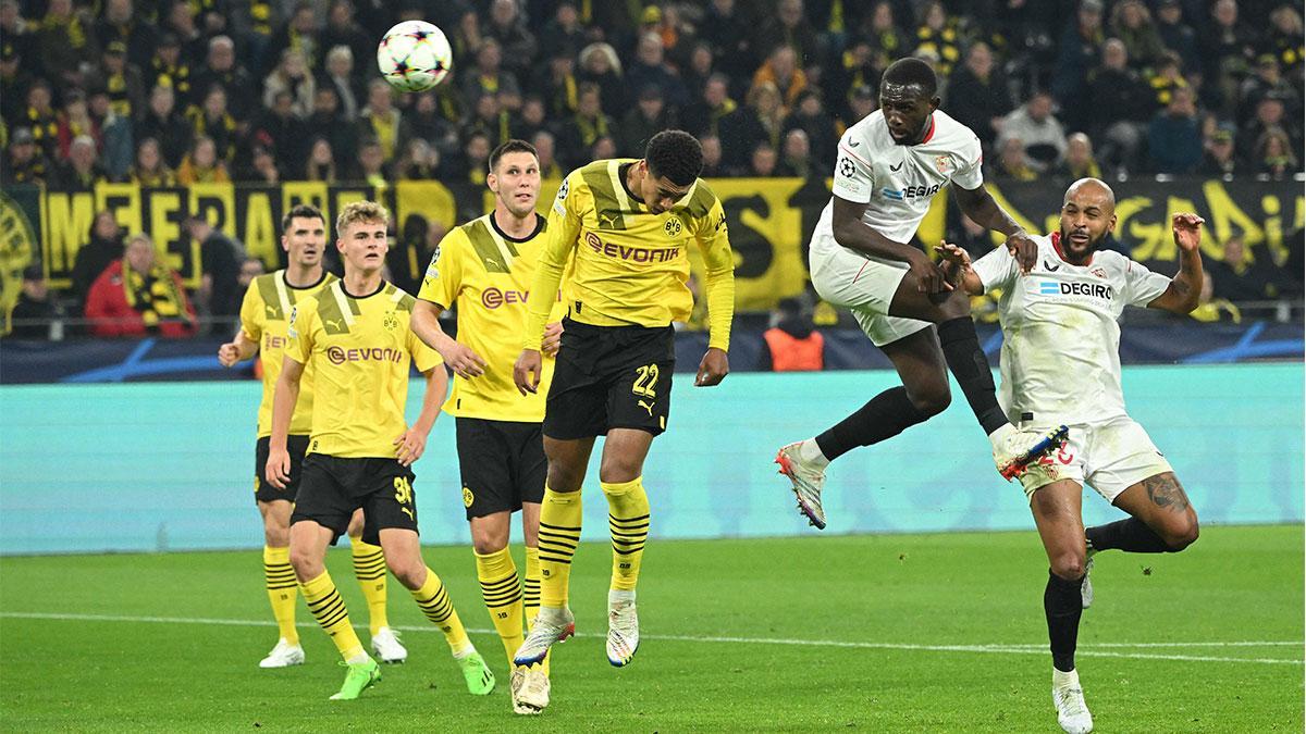 Resumen, goles y highlights del Borussia Dortmund 1 - 1 Sevilla de la cuarta jornada de la fase de grupos de la Champions League