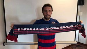 Joan Verdú jugará en el fútbol chino. Joan Verdú jugará en el fútbol chino.