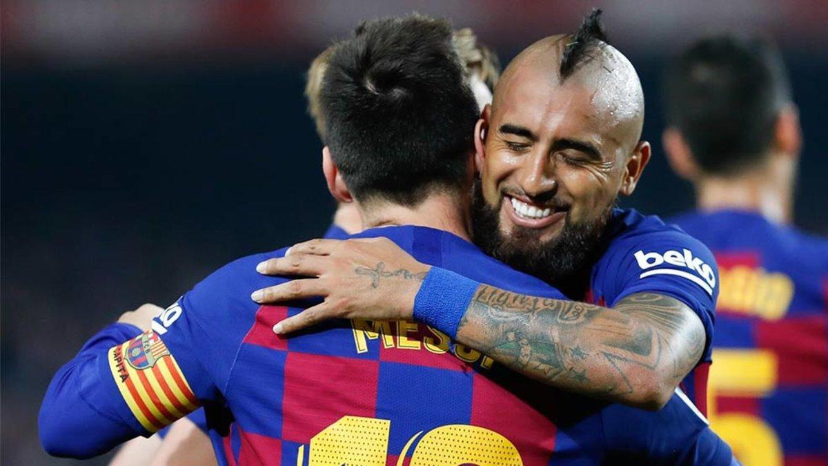 Conte makes Barça's Arturo Vidal his No.1 objective for Inter's midfie