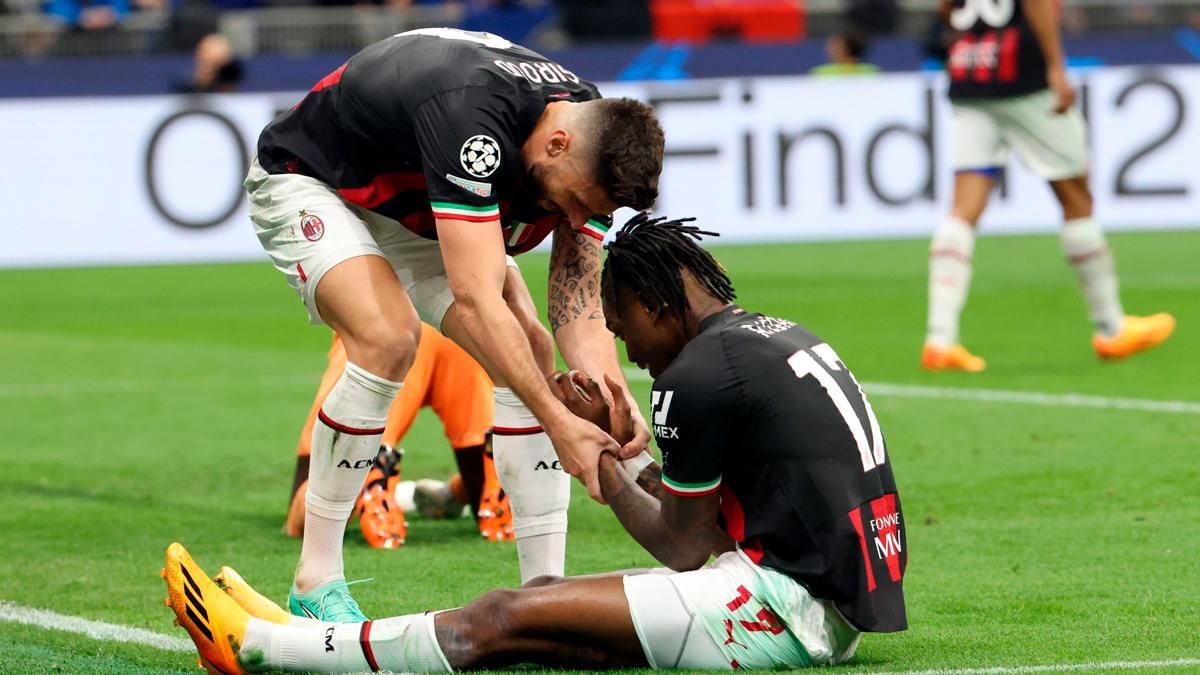 رئيس برشلونة يسأل عن اللاعب رافاييل لياو من ميلان
