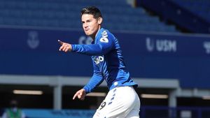 James se estrenó en la Premier con la camiseta del Everton James se estrenó en la Premier con la camiseta del Everton