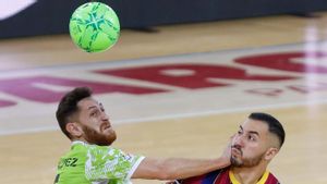 El partido fue una lucha continua entre ambos equipos El partido fue una lucha continua entre ambos equipos