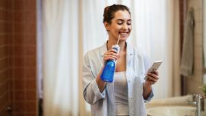 Conectable al grifo y sin batería: así es el irrigador dental más vendido en Amazon