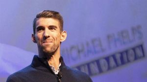 Michael Phelps, en la fundación que lleva su nombre Michael Phelps, en la fundación que lleva su nombre