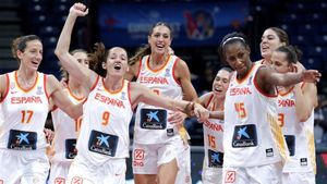 Las jugadoras españolas celebran la victoria ante Rusia Las jugadoras españolas celebran la victoria ante Rusia