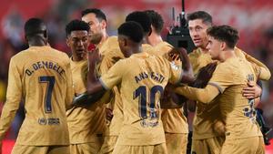 Los jugadores del FC Barcelona celebran el gol de Lewandowski contra el Mallorca