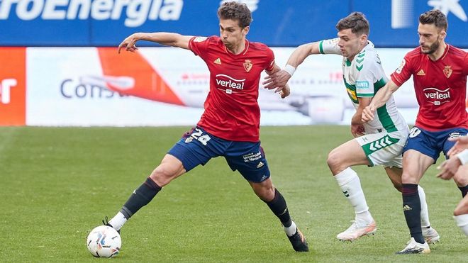 Lucas Torró, en un partido con Osasuna Lucas Torró, en un partido con Osasuna