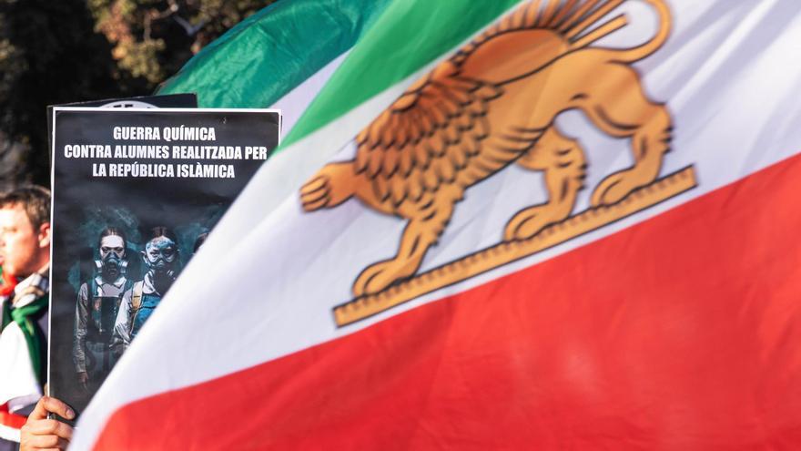Ya son más de cien los arrestados por los envenenamientos de alumnas en Irán