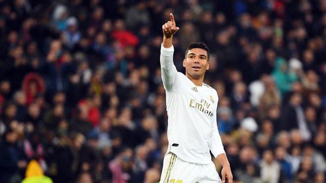 Con la mejora de contrato, Casemiro casi duplica su ficha actual Con la mejora de contrato, Casemiro casi duplica su ficha actual
