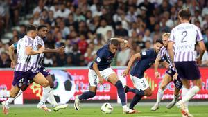 Mbappé durante el partido ante el Toulouse