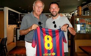 Anty Garcia, junto a Carles Rexach, con el dorsal 8 que lucía en su época en el Barça Anty Garcia, junto a Carles Rexach, con el dorsal 8 que lucía en su época en el Barça