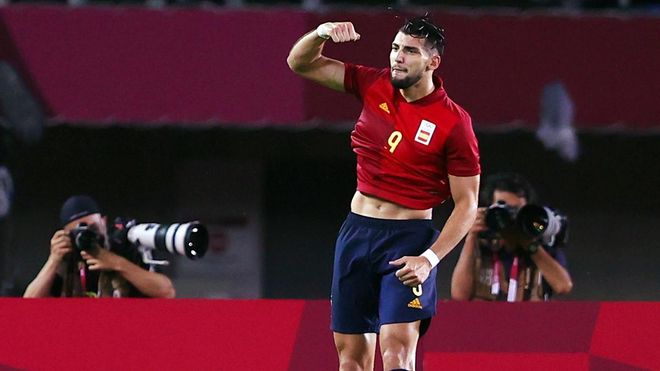 Rafa Mir, héroe del partido Rafa Mir, héroe del partido