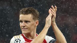 Arsenal - PSV: El gol de Odegaard