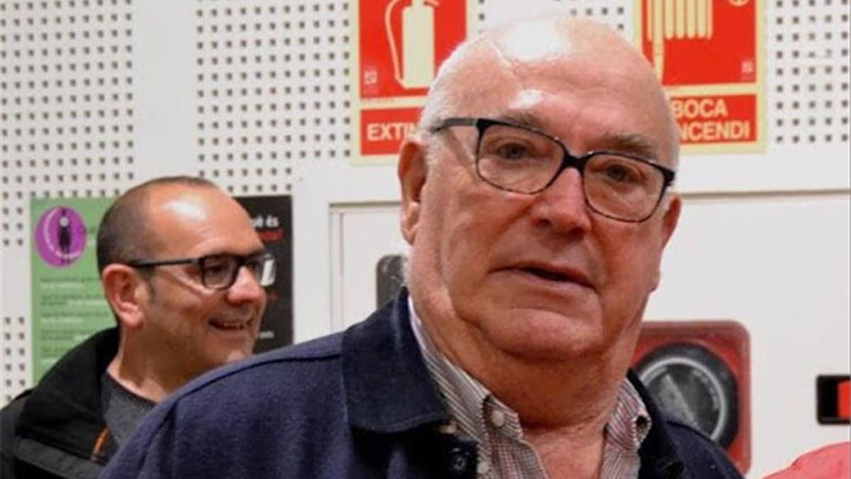 Manuel Dengra, toda una institución en el Martinenc y en el fútbol catalán Manuel Dengra, toda una institución en el Martinenc y en el fútbol catalán