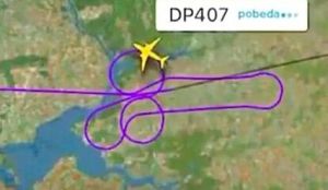 Investigan a dos pilotos por dibujar un pene con su Boeing 737 en apoyo a Artem Dzyuba Investigan a dos pilotos por dibujar un pene con su Boeing 737 en apoyo a Artem Dzyuba
