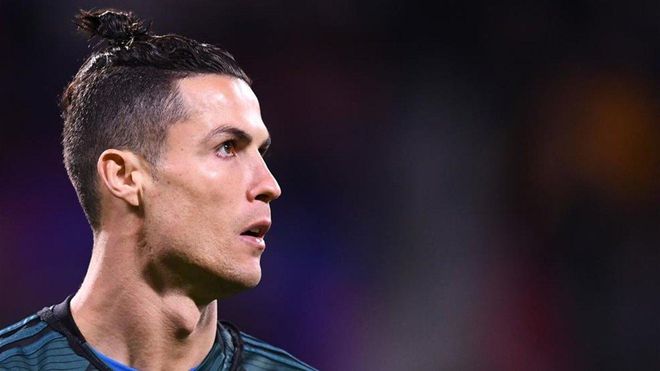 Cristiano está confinado en Funchal con su familia. Cristiano está confinado en Funchal con su familia.