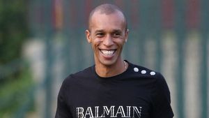 Miranda aportará experiencia al equipo de Hernán Crespo Miranda aportará experiencia al equipo de Hernán Crespo
