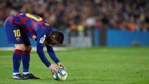 Messi, una década de soberanía ante la barrera rival