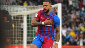 Elche - FC Barcelona: Memphis puso el gol de la remontada en el Martínez Valero