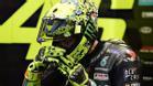 Valentino Rossi luce nuevo casco para despedirse de sus fans en Misano