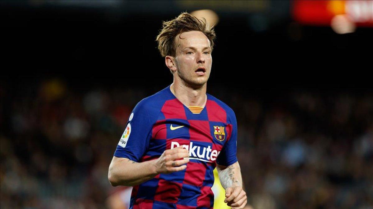 Ivan Rakitic I Want To Play Ill Take The Risk