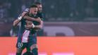 Neymar y Mbappé, abrazados en el encuentro ante la Juventus