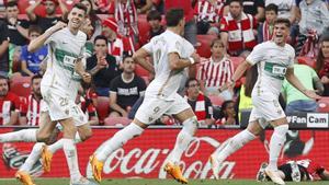 Resumen, goles y highlights del Athletic 0 - 1 Elche de la jornada 37 de LaLiga Santander