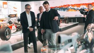 Domenicali, CEO y presidente de la F1, estuvo ayer de visita en el IFEMA de Madrid
