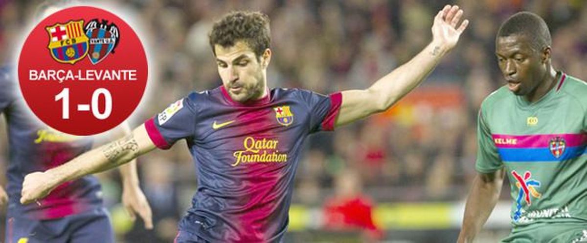 Cesc encontró la portería del Levante justo a tiempo para sumar los tres puntos Cesc encontró la portería del Levante justo a tiempo para sumar los tres puntos
