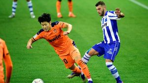 Kang In Lee en una acción durante un encuentro con el Valencia Kang In Lee en una acción durante un encuentro con el Valencia