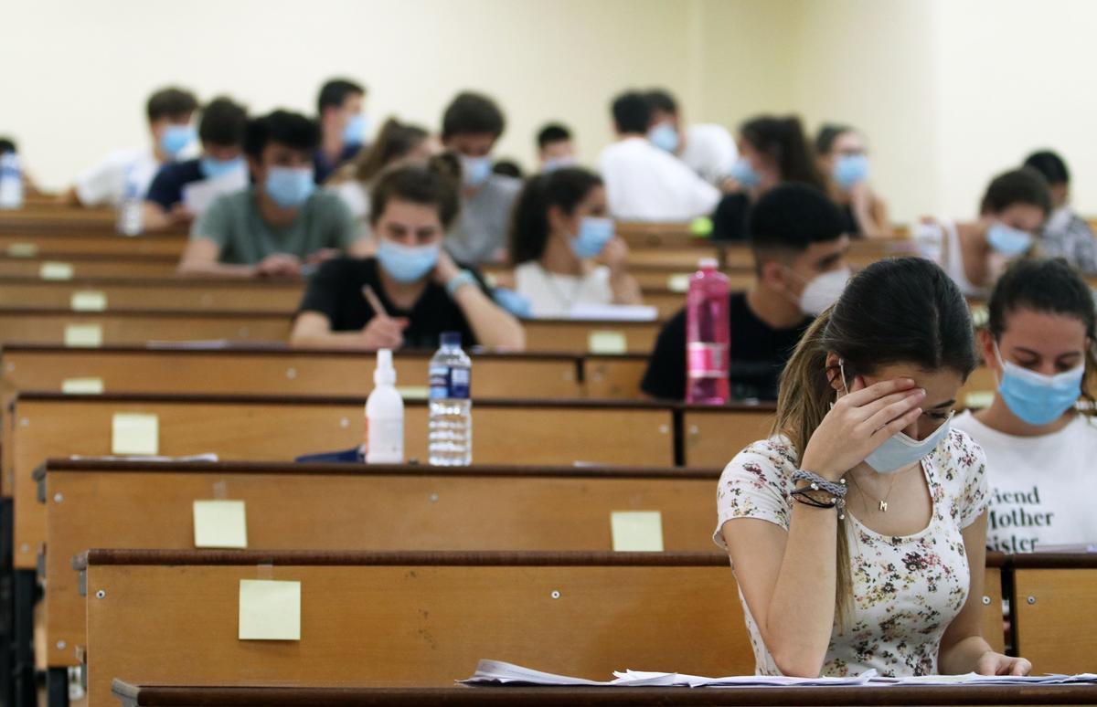 Notas De Corte Cataluña 2021 2022 EBAU 2022: Las carreras con nota de corte más baja en Cataluña