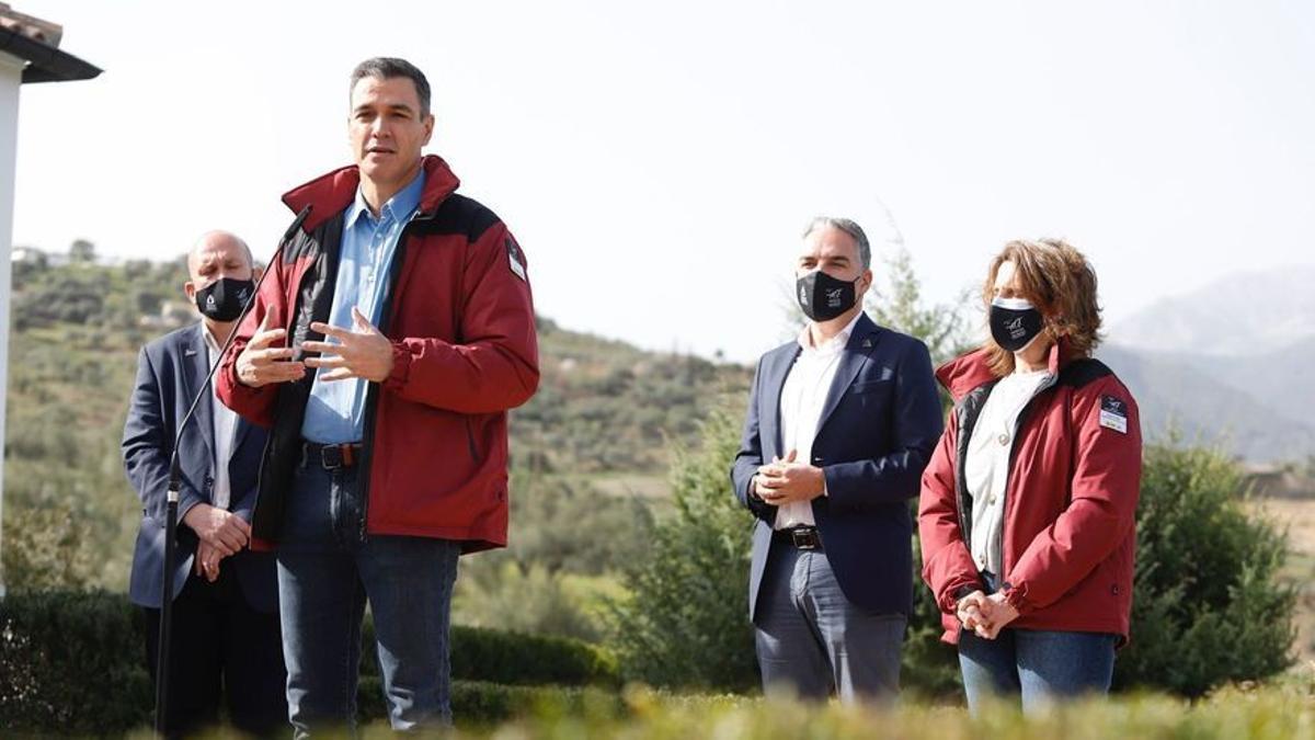 Pedro Sánchez usa el Falcon para acudir a la presentación de un parque natural 1 Moncloa Sánchez Falcon