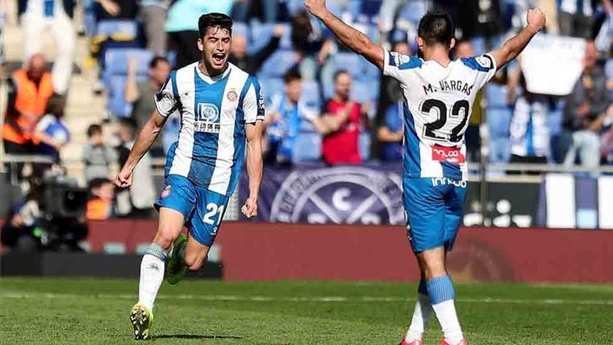 Marc Roca es la alternativa a Camavinga Marc Roca es la alternativa a Camavinga