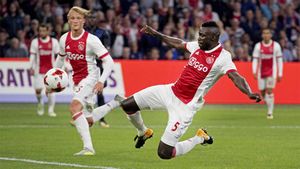 Davinson Sánchez ha dejado huella en el Ajax Davinson Sánchez ha dejado huella en el Ajax