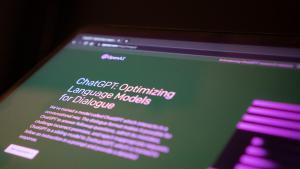 Meta advierte del aumento de virus informáticos que se hacen pasar por ChatGPT.
