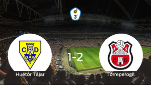 El Torreperogil se lleva los tres puntos frente al Huétor Tájar (1-2) El Torreperogil se lleva los tres puntos frente al Huétor Tájar (1-2)
