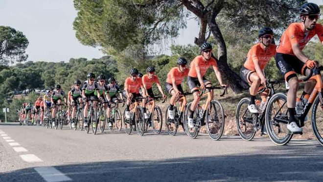 Arranca la Vuelta a la Comunidad Valenciana 2021 Arranca la Vuelta a la Comunidad Valenciana 2021