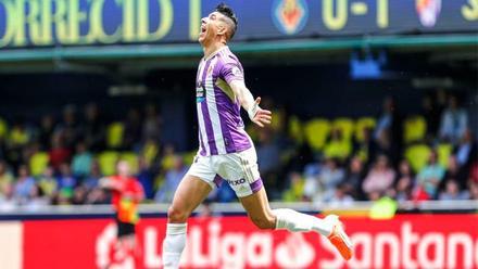 El Yamiq celebra el gol del Valladolid al Villarreal