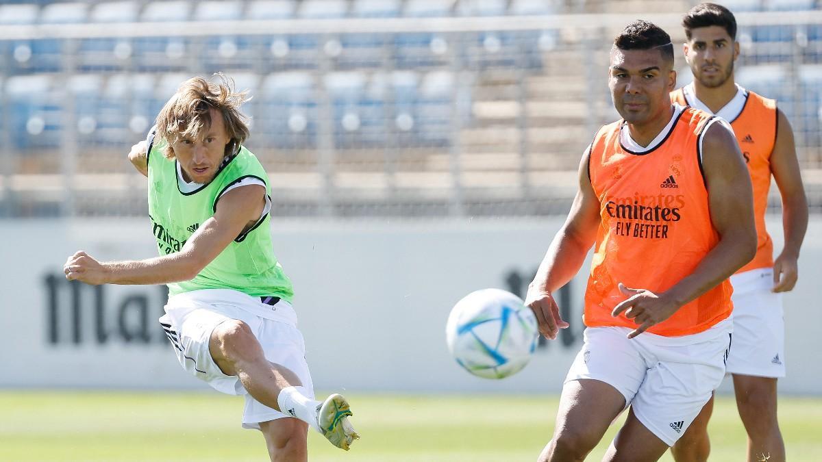 Modric y Casemiro, durante un entrenamiento del Real Madrid