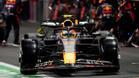 Checo se exhibe en Arabia y Alonso -cuarto- pierde el podio tras festejarlo