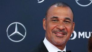 Gullit atacó a Guardiola tras su eliminación de la Champions Gullit atacó a Guardiola tras su eliminación de la Champions