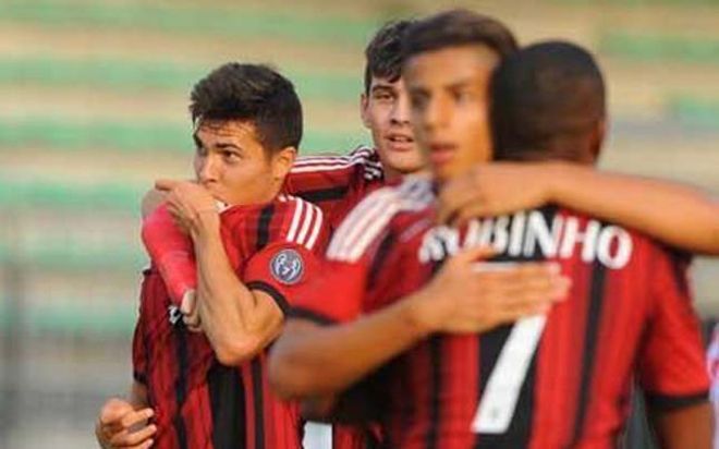 Mastour, en una imagen del partido ante el Monza Mastour, en una imagen del partido ante el Monza