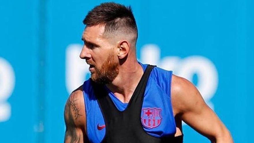 Leo Messi cambia su look con un nuevo peinado