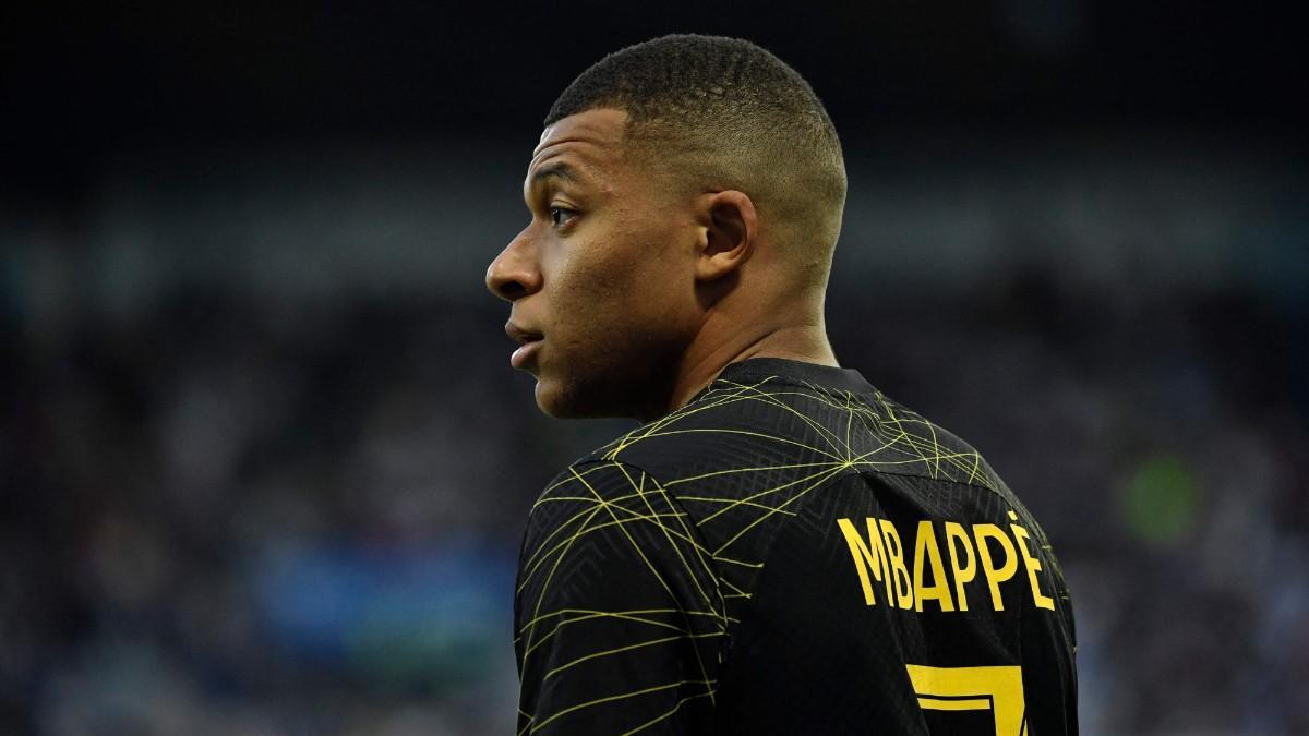 ¿Qué jugadores del Barça añadirían a la operación Mbappé?