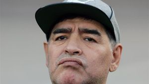 Un decepcionado Maradona dejó su equipo tras fallar el ascenso directo Un decepcionado Maradona dejó su equipo tras fallar el ascenso directo