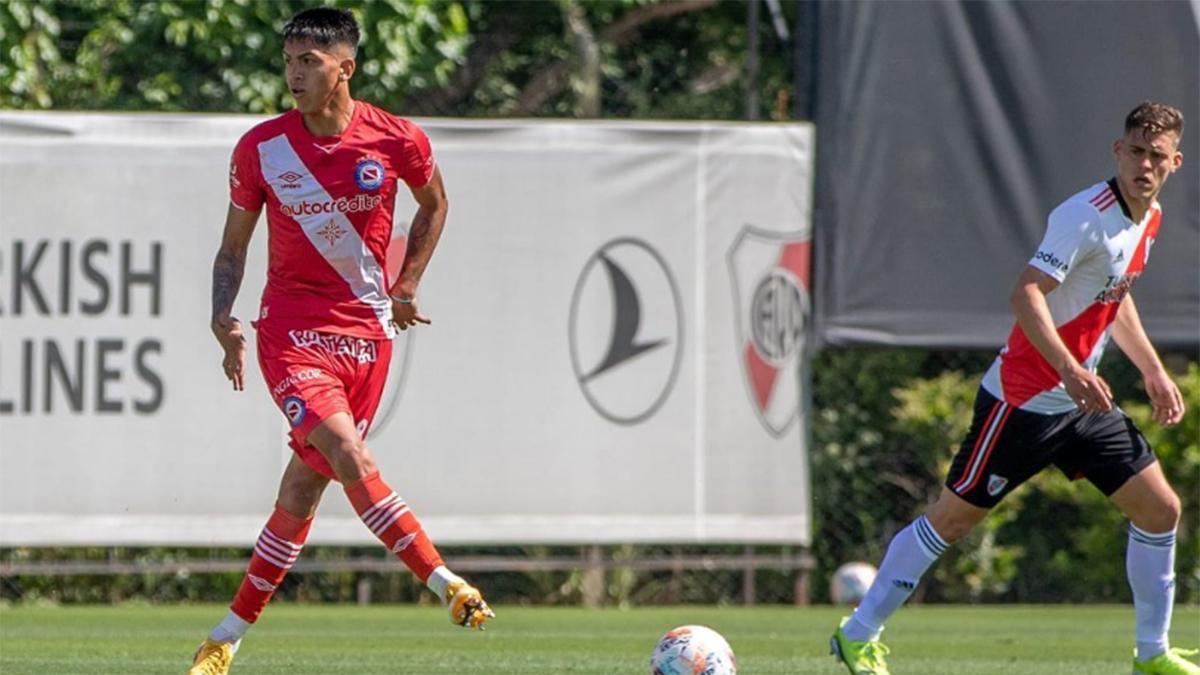 Fichajes FC Barcelona Así juega Matías Alejandro Galarza, futbolista