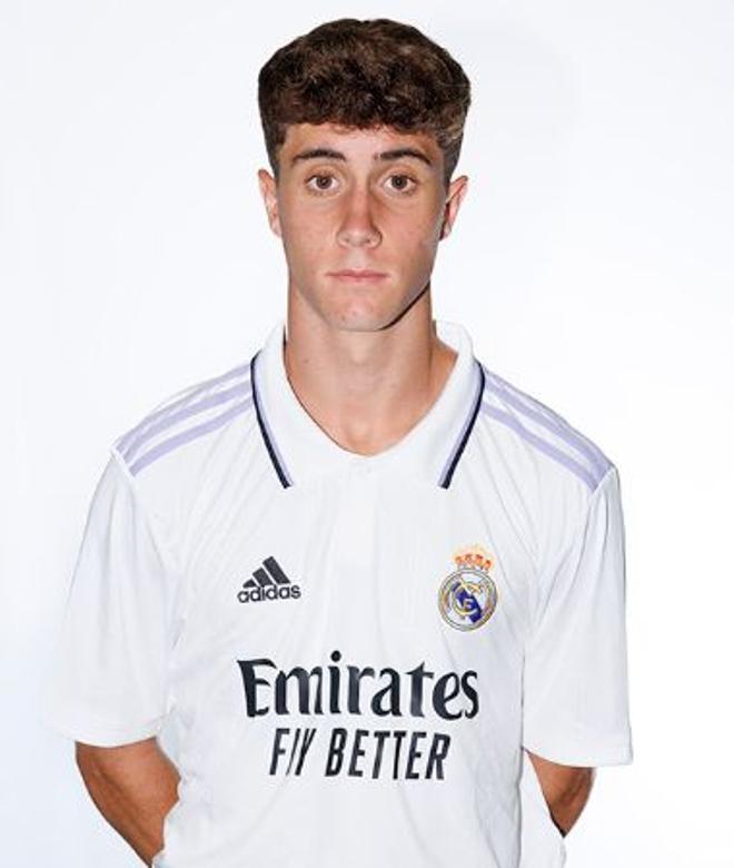 Álvaro Ginés (Real Madrid) - Delantero, 17 años