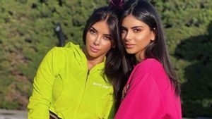 La hijastra de Cesc Fàbregas, además de influencer, se hace youtuber La hijastra de Cesc Fàbregas, además de influencer, se hace youtuber